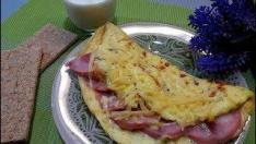Омлет с Ветчиной и Сыром / Как Приготовить Вкусный Омлет на Сковороде